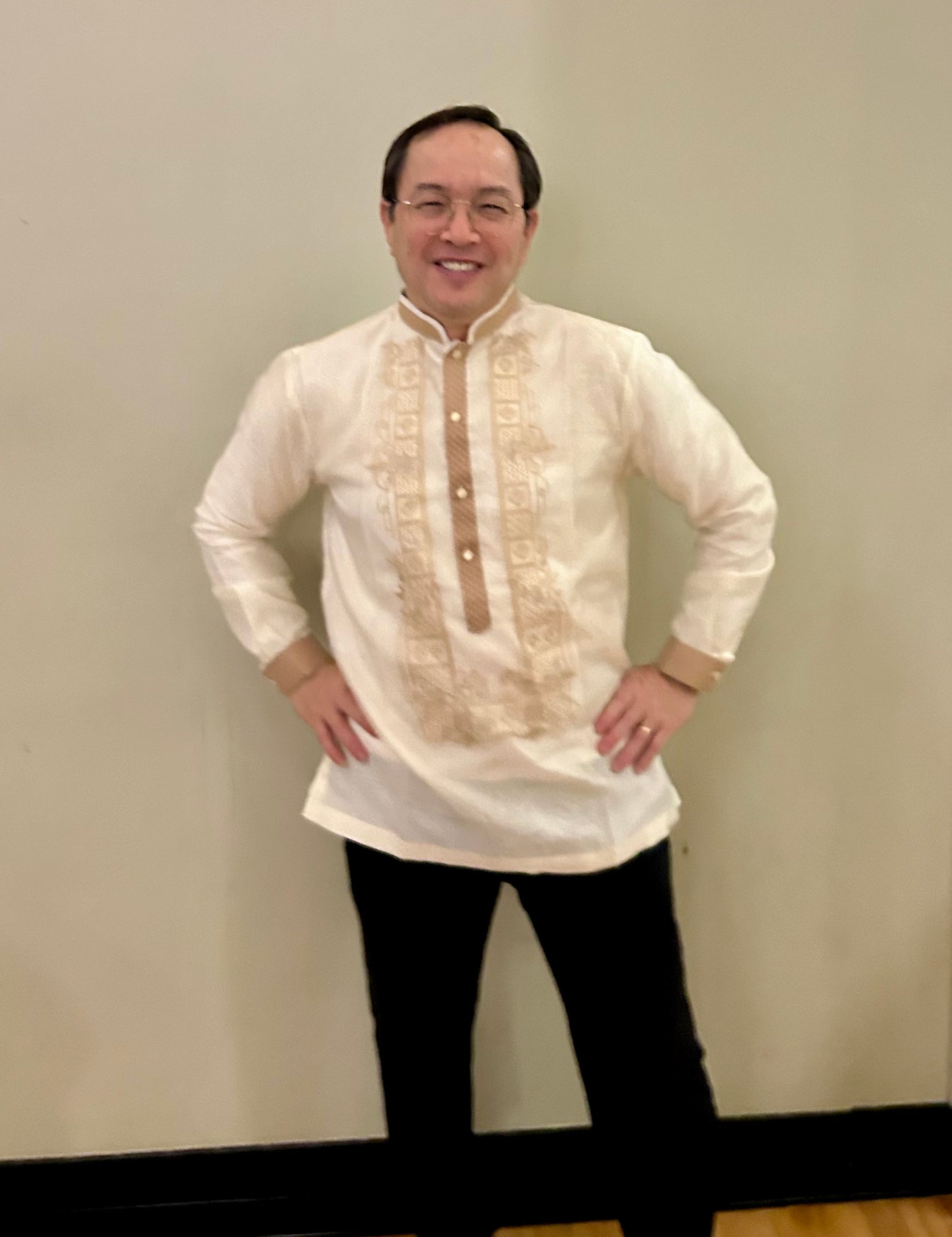 Mens Long Sleeve Barongs in Various Designs and Colors