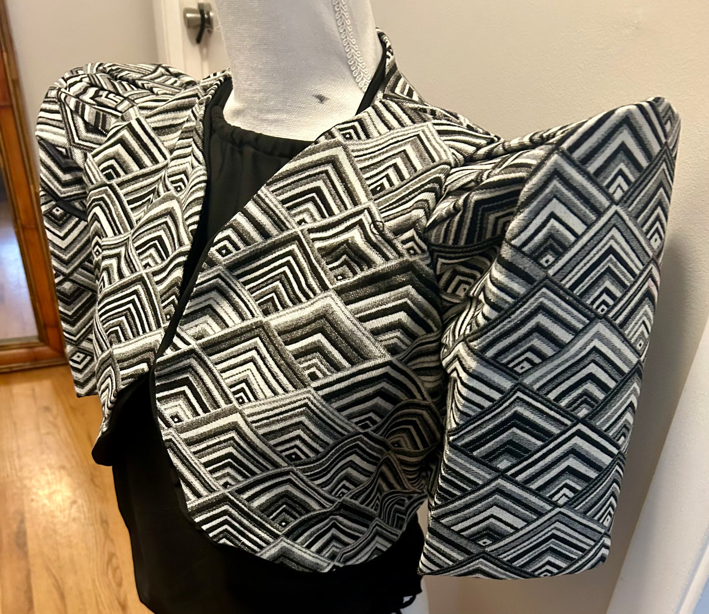 Black & White Geometric Design Filipinana Bolero